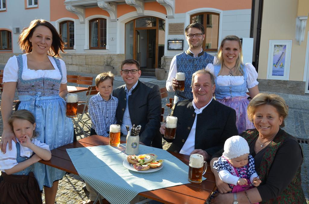 Gasthaus Schwan Riedenburg Zewnętrze zdjęcie
